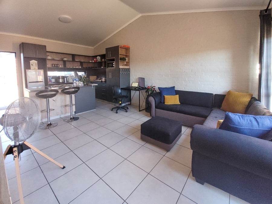 2 Bedroom Property for Sale in Van Der Hoff Park North West